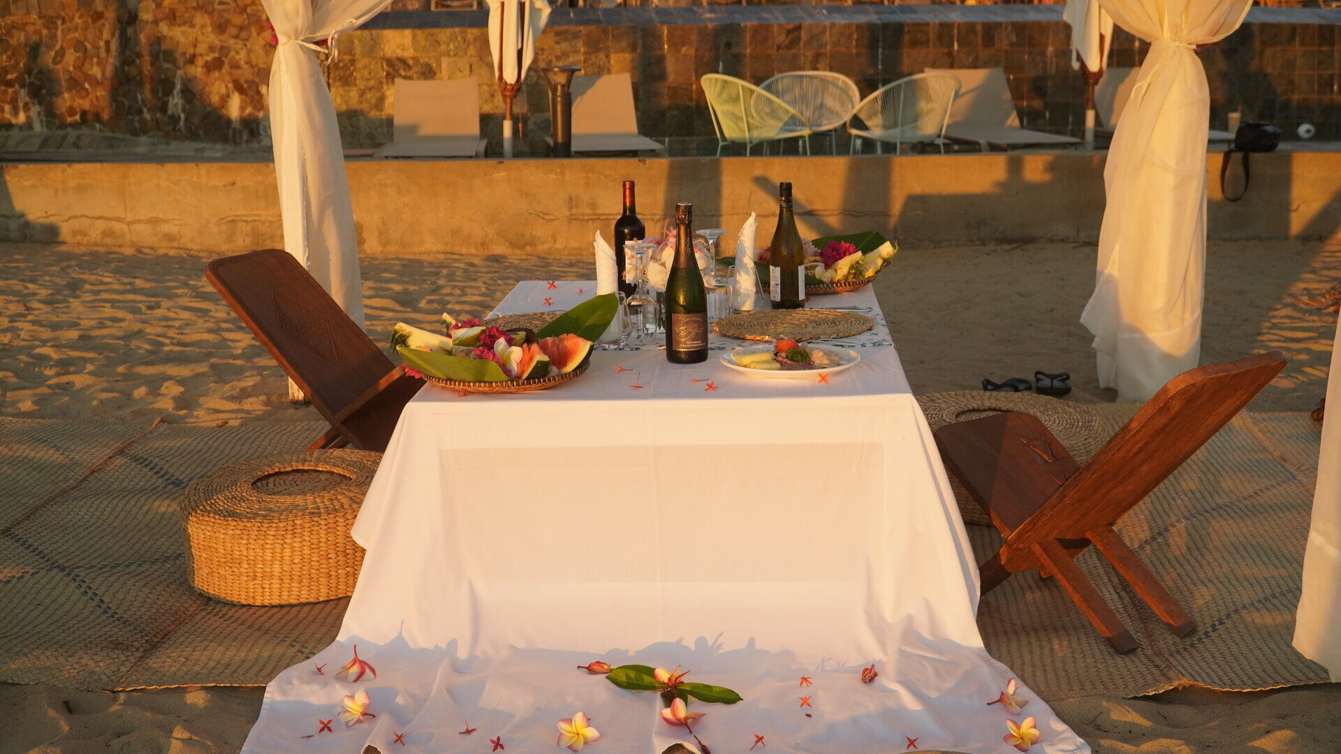 MilaMina — Baie d'Ambondrona, Nosy Be, Madagascar